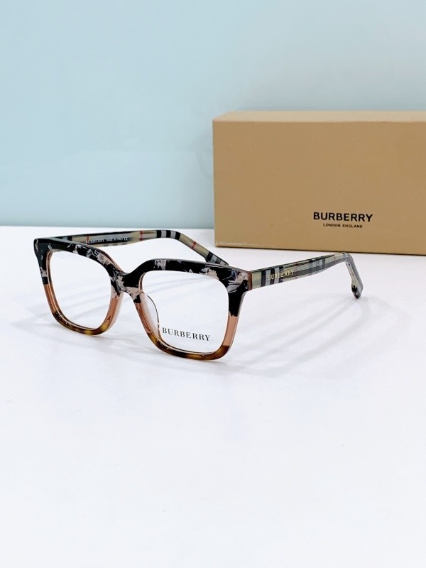 Burberry Sunglasses AAAA-3210