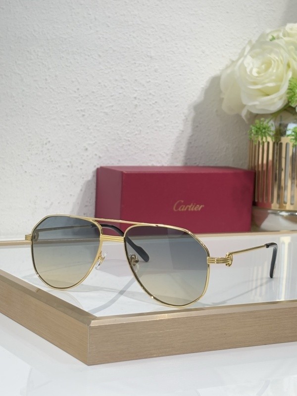 Cartier Sunglasses AAAA-10943