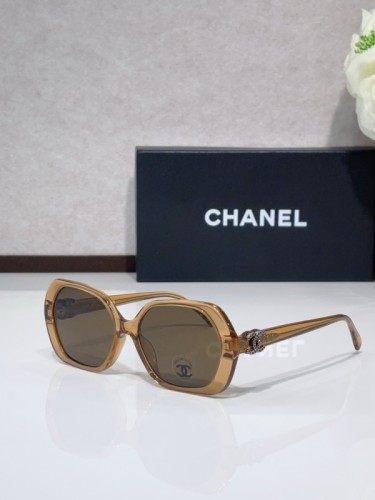 CHNL Sunglasses AAAA-5842