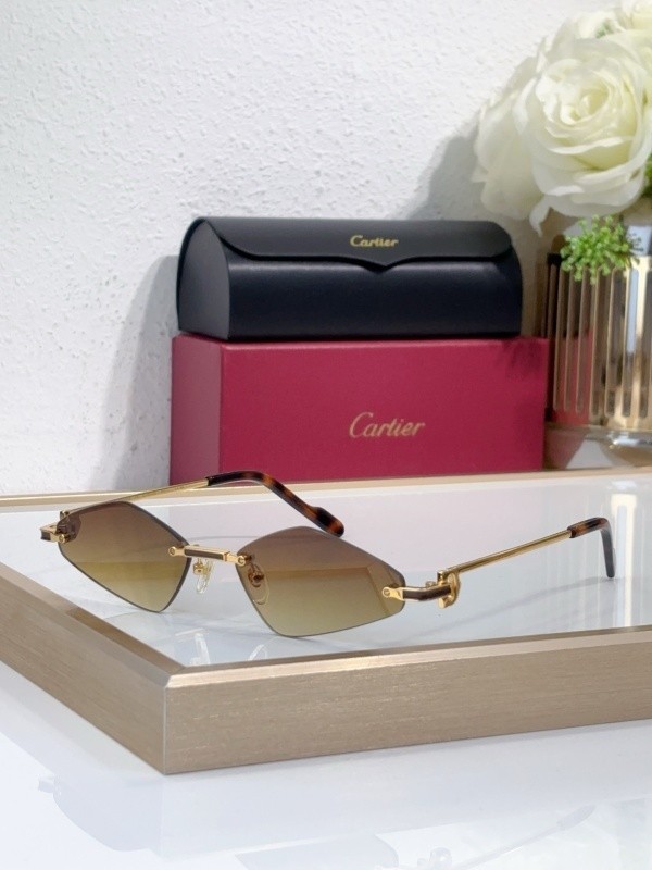 Cartier Sunglasses AAAA-10648