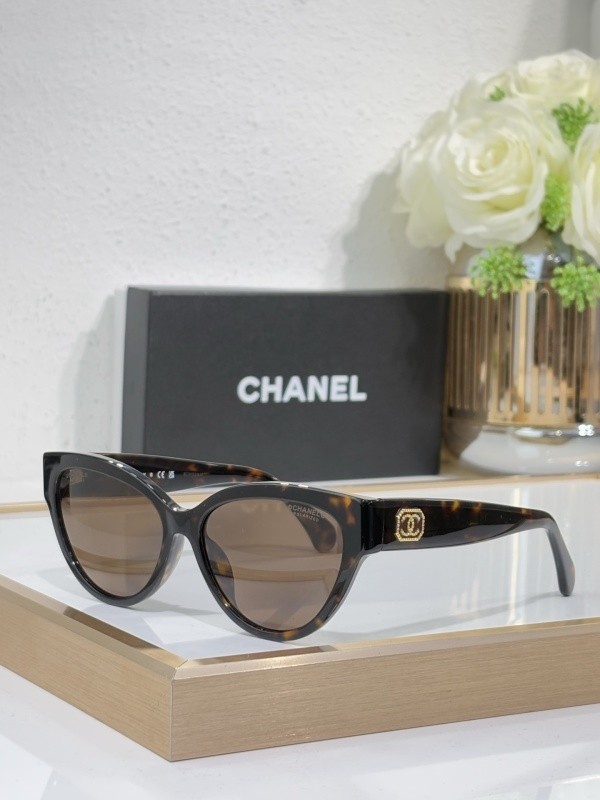 CHNL Sunglasses AAAA-5805