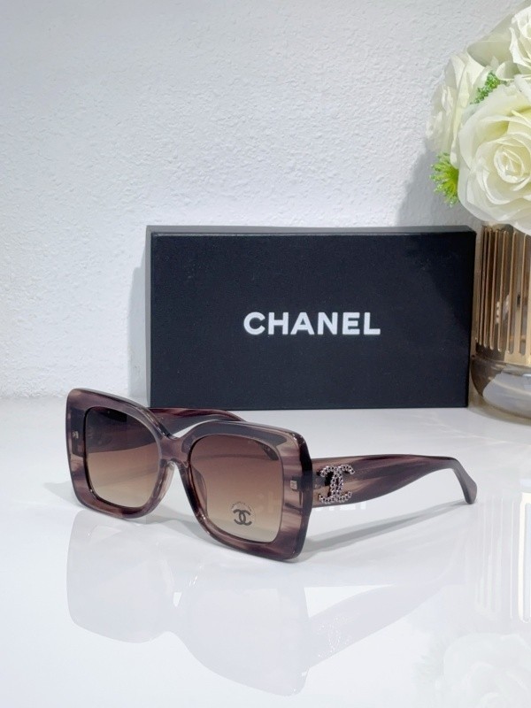 CHNL Sunglasses AAAA-5972
