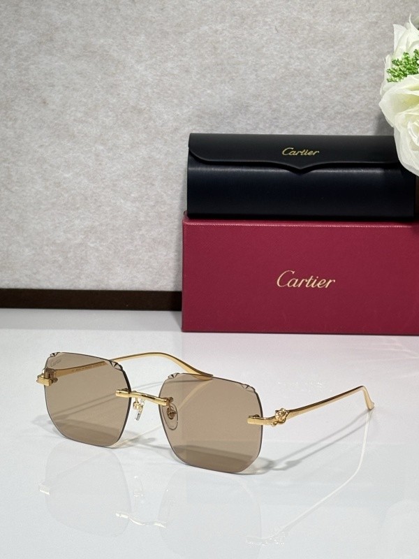 Cartier Sunglasses AAAA-10186