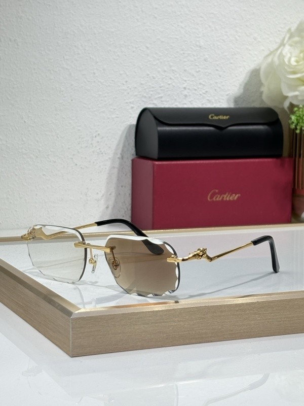 Cartier Sunglasses AAAA-10430
