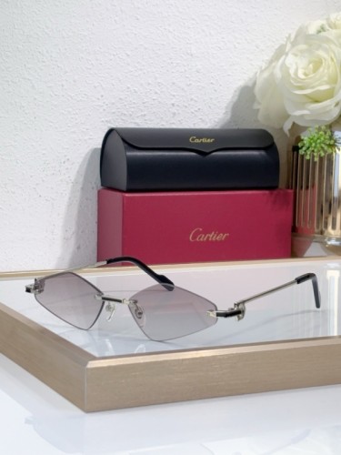 Cartier Sunglasses AAAA-10649