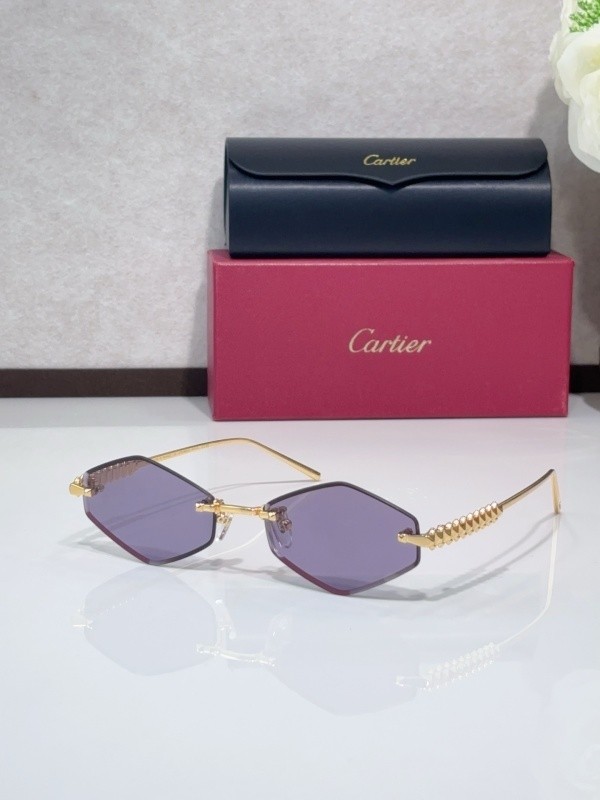 Cartier Sunglasses AAAA-10070