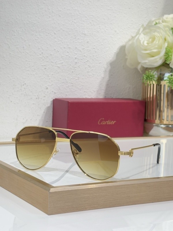 Cartier Sunglasses AAAA-10945