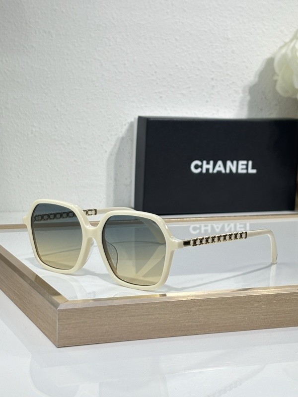 CHNL Sunglasses AAAA-5826
