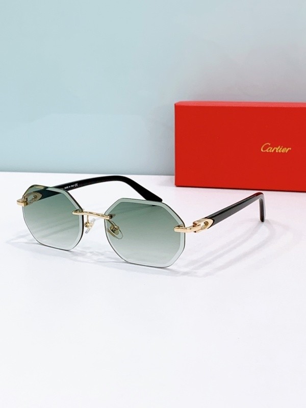 Cartier Sunglasses AAAA-10641