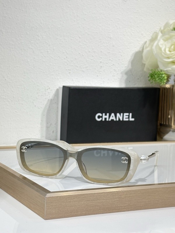 CHNL Sunglasses AAAA-5705