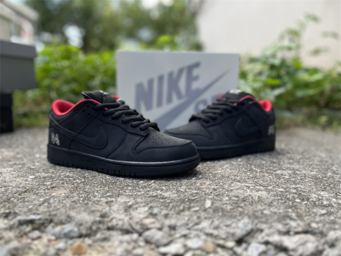 Authentic Nike SB Dunk Low Supreme 94 Black