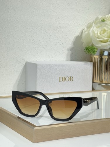 Dior Sunglasses AAAA-4029