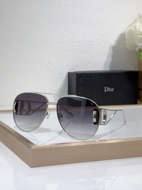 Dior Sunglasses AAAA-4246