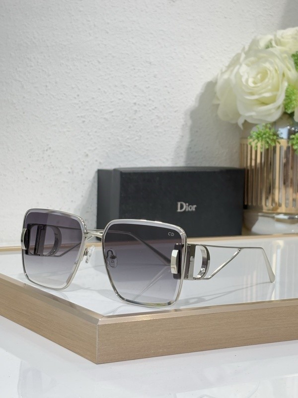 Dior Sunglasses AAAA-4234