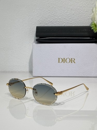 Dior Sunglasses AAAA-4274
