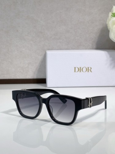 Dior Sunglasses AAAA-4184