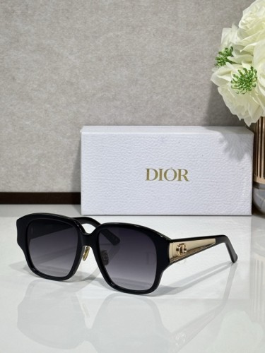 Dior Sunglasses AAAA-4054
