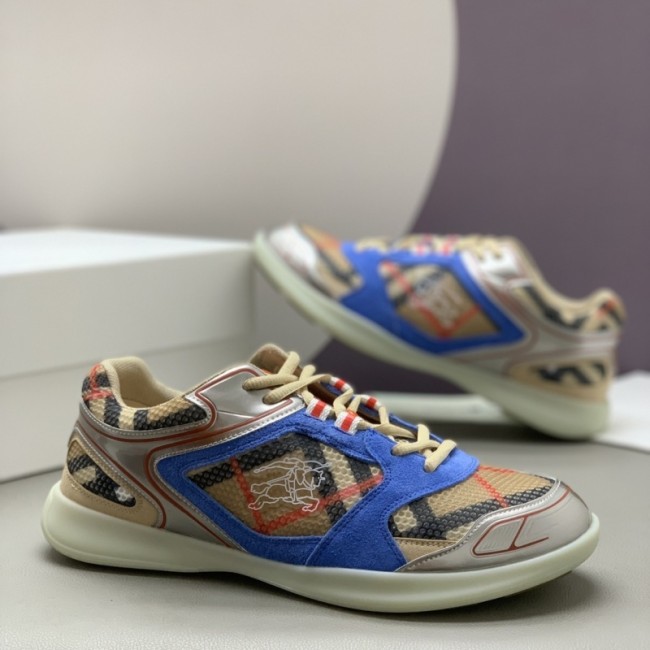 Super Max Burberry Shoes-050