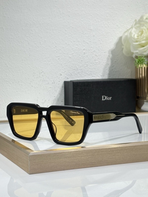 Dior Sunglasses AAAA-4289