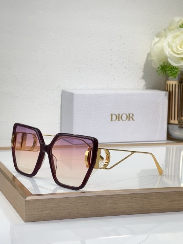 Dior Sunglasses AAAA-4257