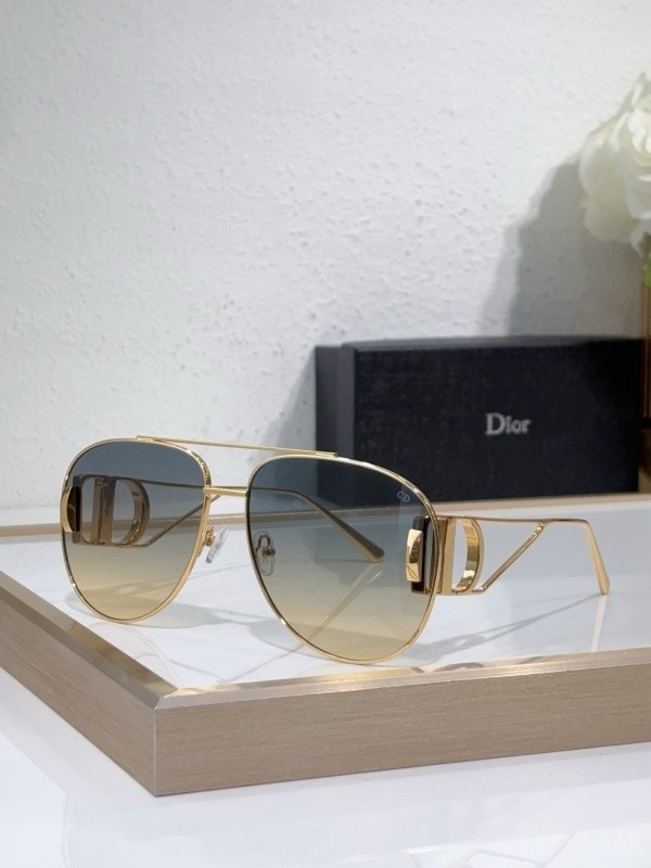 Dior Sunglasses AAAA-4249