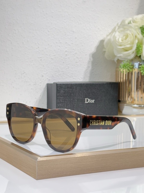 Dior Sunglasses AAAA-4198