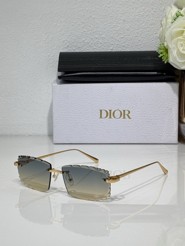 Dior Sunglasses AAAA-4281
