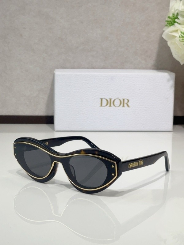 Dior Sunglasses AAAA-4158