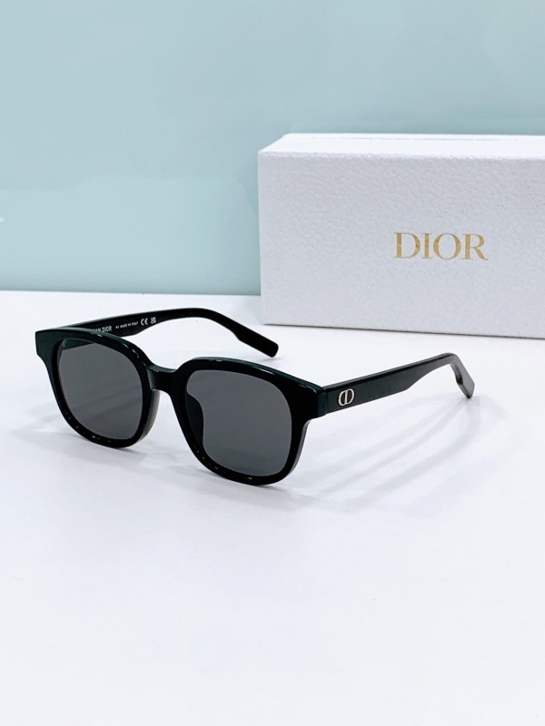 Dior Sunglasses AAAA-3995