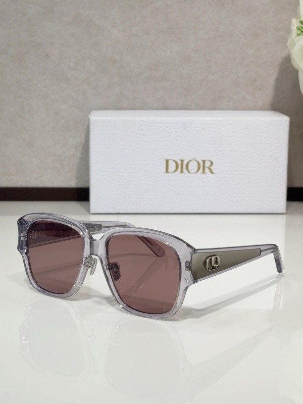 Dior Sunglasses AAAA-4143