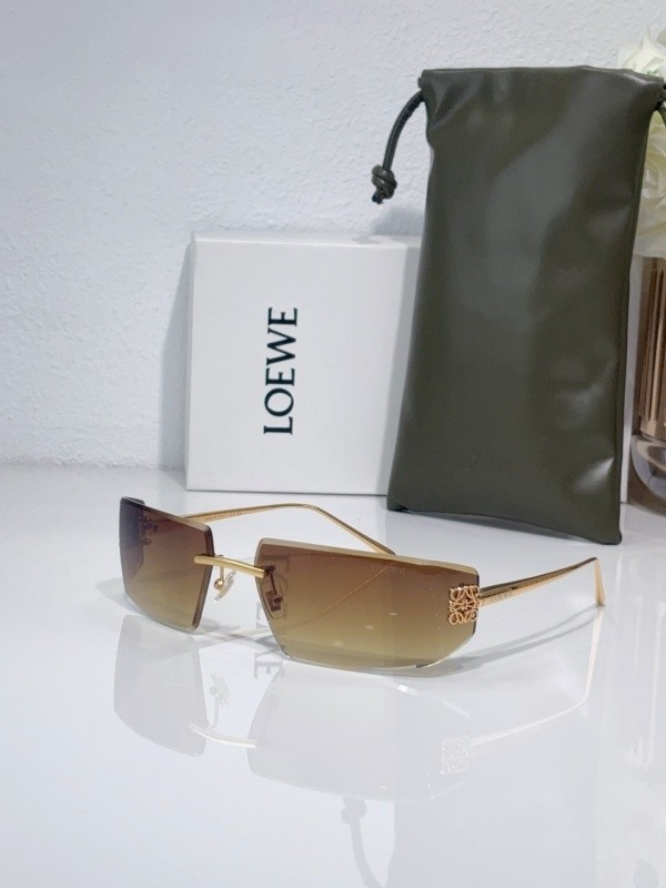 Loewe Sunglasses AAAA-996