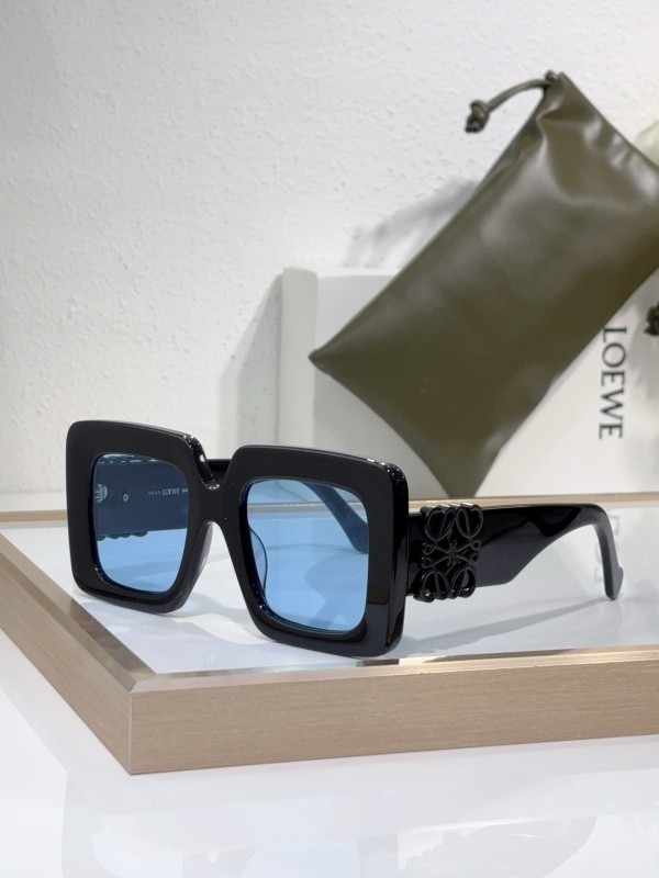 Loewe Sunglasses AAAA-1039