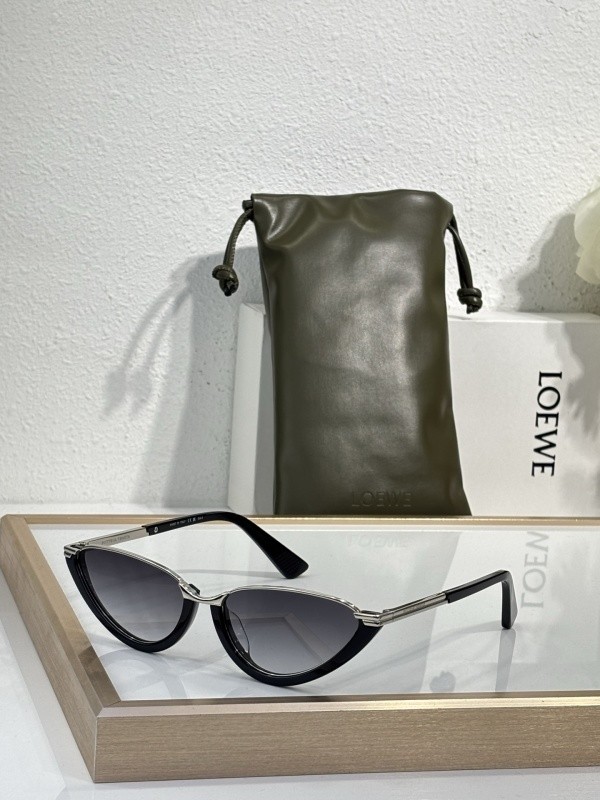 Loewe Sunglasses AAAA-974