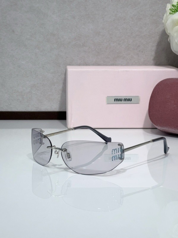 Miu Miu Sunglasses AAAA-2374
