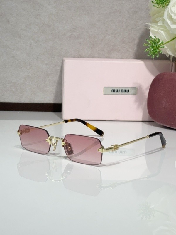 Miu Miu Sunglasses AAAA-2386