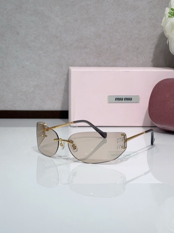 Miu Miu Sunglasses AAAA-2372