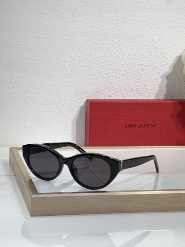 YL  Sunglasses AAAA-1439