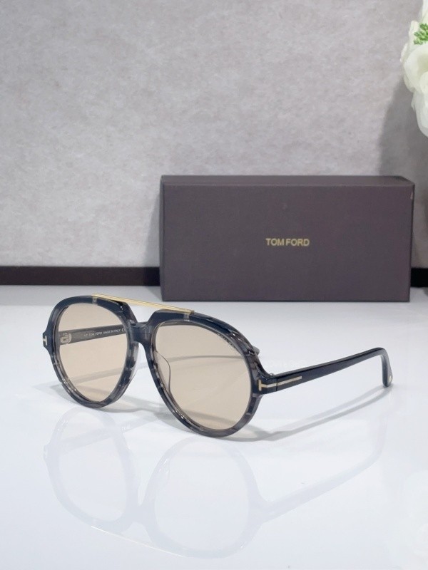 Tom Ford Sunglasses AAAA-5619
