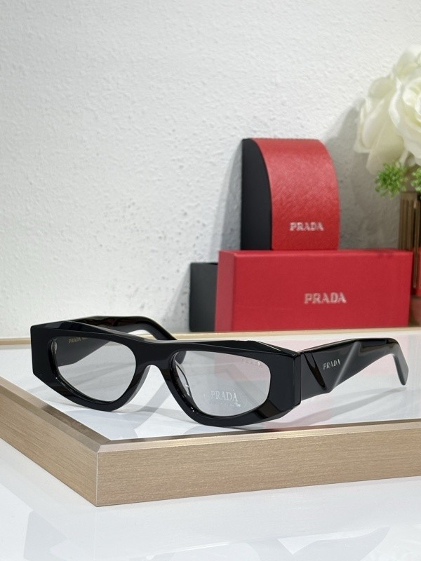 Prada Sunglasses AAAA-7133