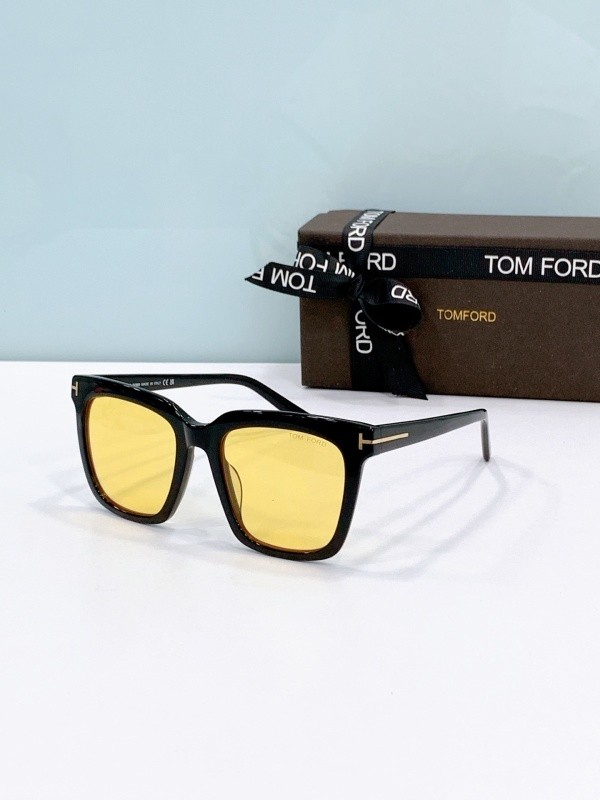 Tom Ford Sunglasses AAAA-5515