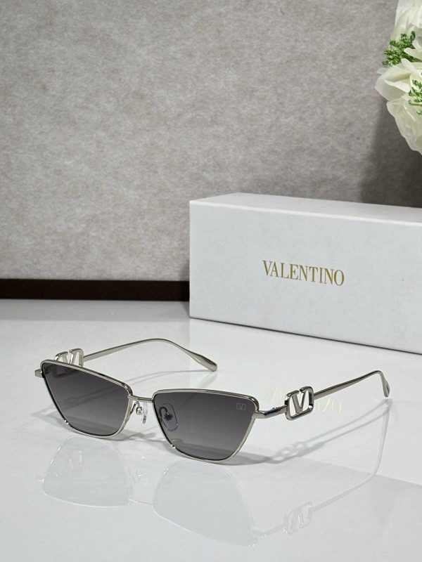 V Sunglasses AAAA-654