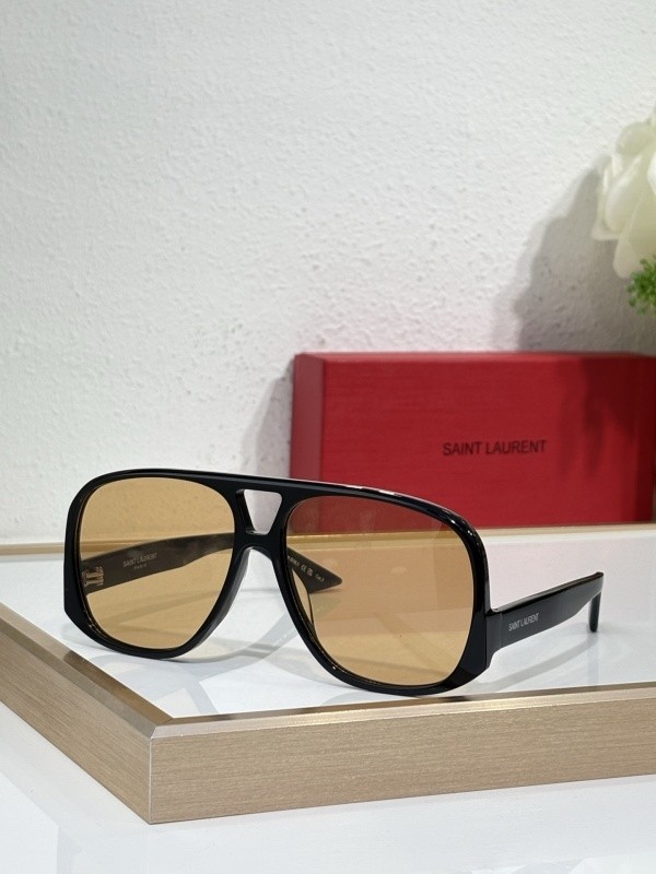 YL  Sunglasses AAAA-1480