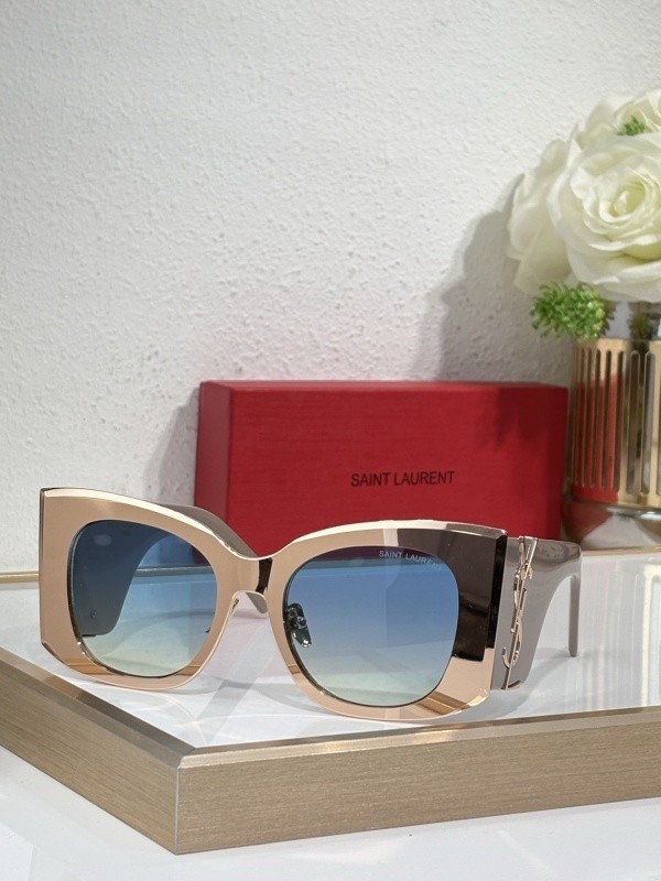 YL  Sunglasses AAAA-1531