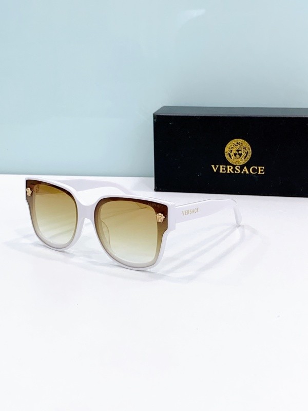 Versace Sunglasses AAAA-3940