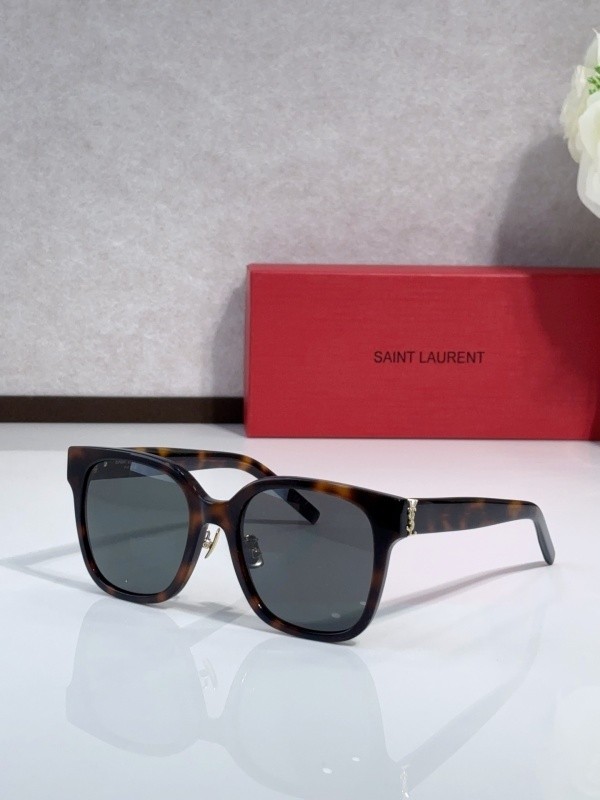 YL  Sunglasses AAAA-1509