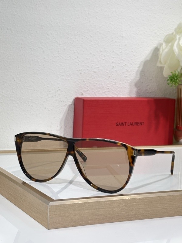 YL  Sunglasses AAAA-1493