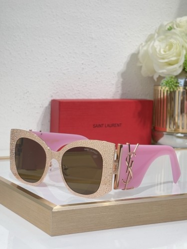 YL  Sunglasses AAAA-1448