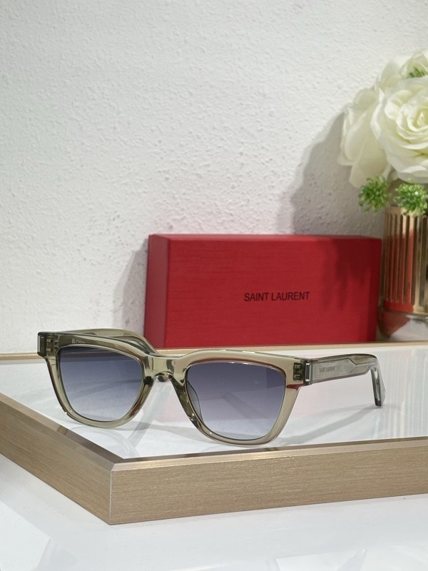 YL  Sunglasses AAAA-1500