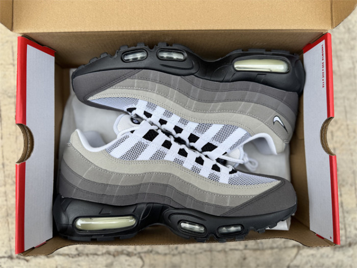 Authentic Nike Air Max 95 OG Grey Gradient