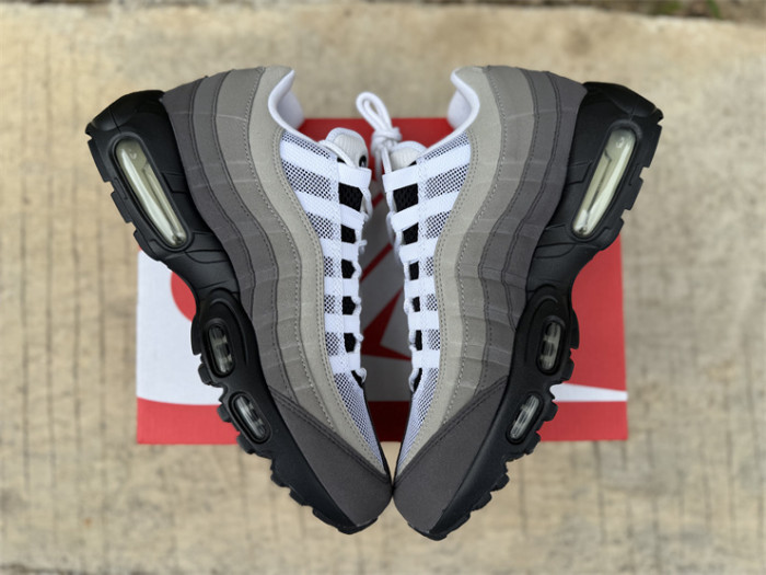 Authentic Nike Air Max 95 OG Grey Gradient